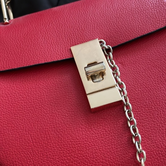Red faux leather crossbody bag - Picture 4 of 6